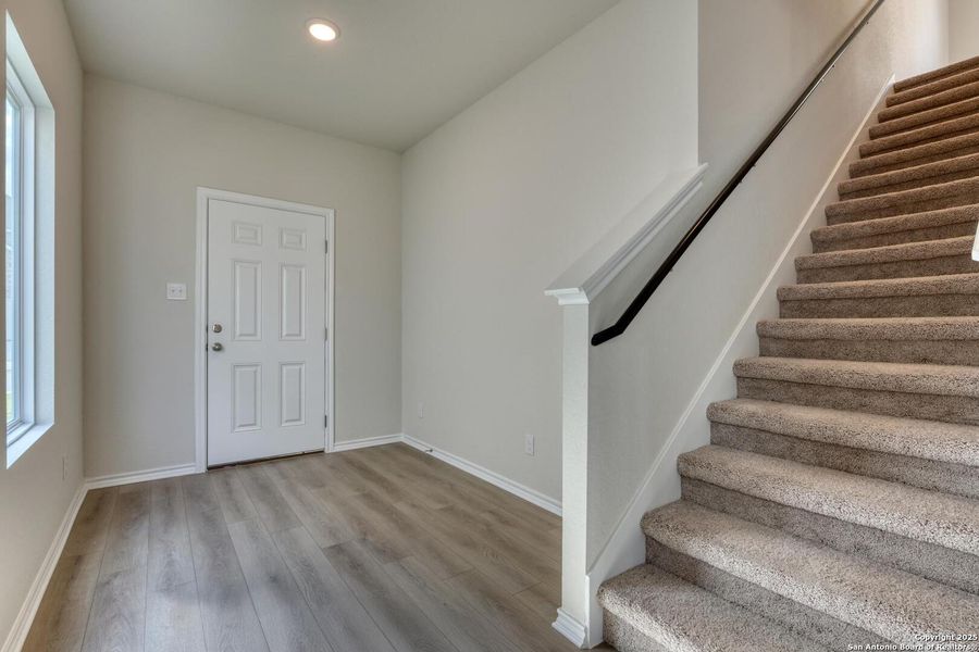 Spacious, unfurnished interior of a new home in Meadows at Hennersby Hollow 40's, San Antonio (Image 35).