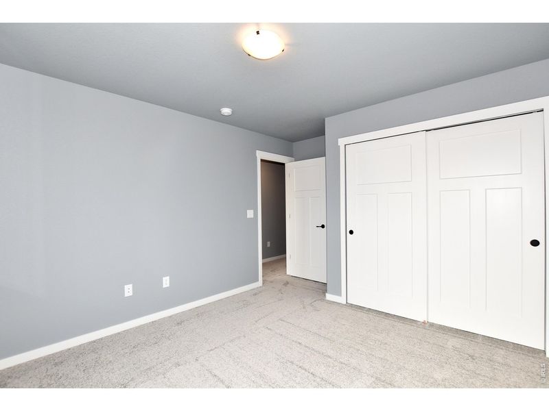 Spacious, unfurnished interior of a new home in , Johnstown (Image 38).