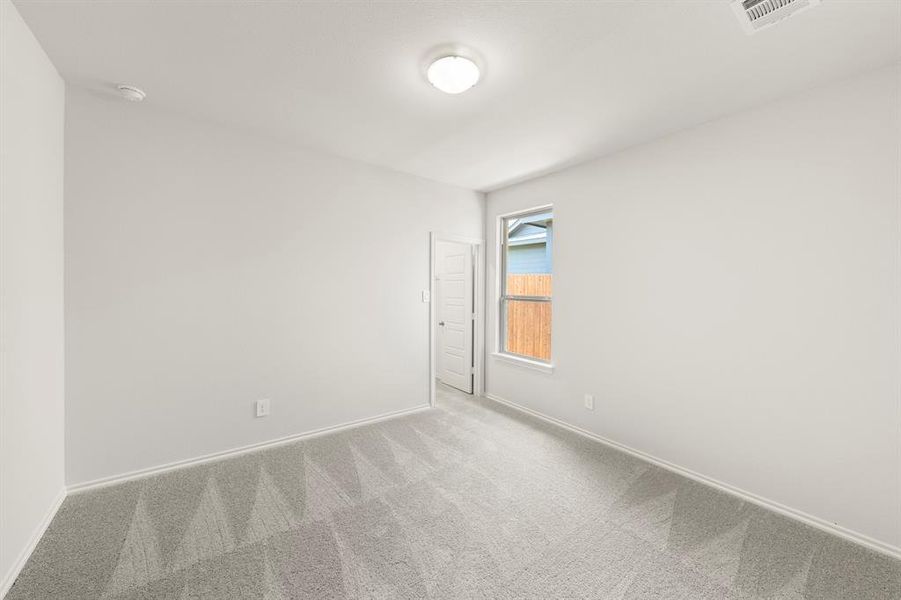 06. 3112 Yellow Pine - Bed 2