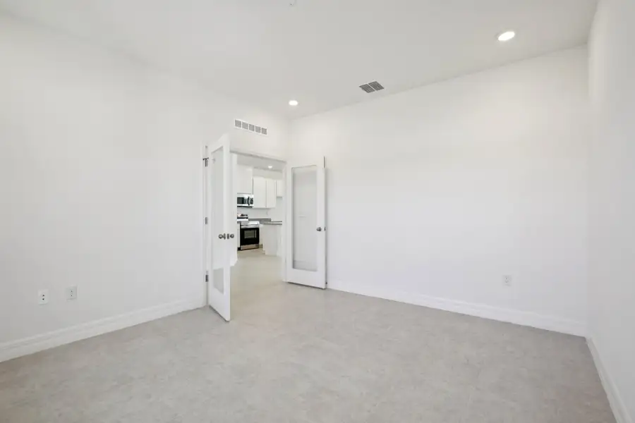 Representative unfurnished interior of a home built from the Melody by Maronda Homes in Port St. John, Cocoa (Image 30).