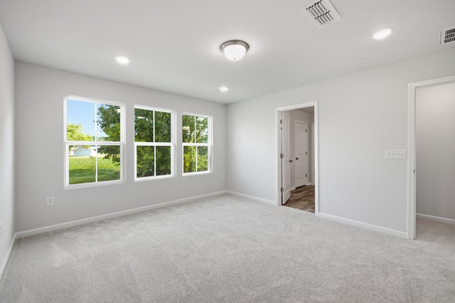 Spacious, unfurnished interior of a new home in Providence Oaks, Fuquay Varina (Image 41). Spacious, unfurnished interior of a new home in Providence Oaks, Fuquay Varina (Image 41).