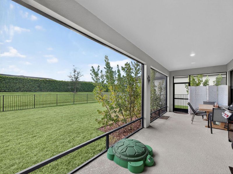 Exterior details and patio area of a home in , Port St. Lucie (Image 3).