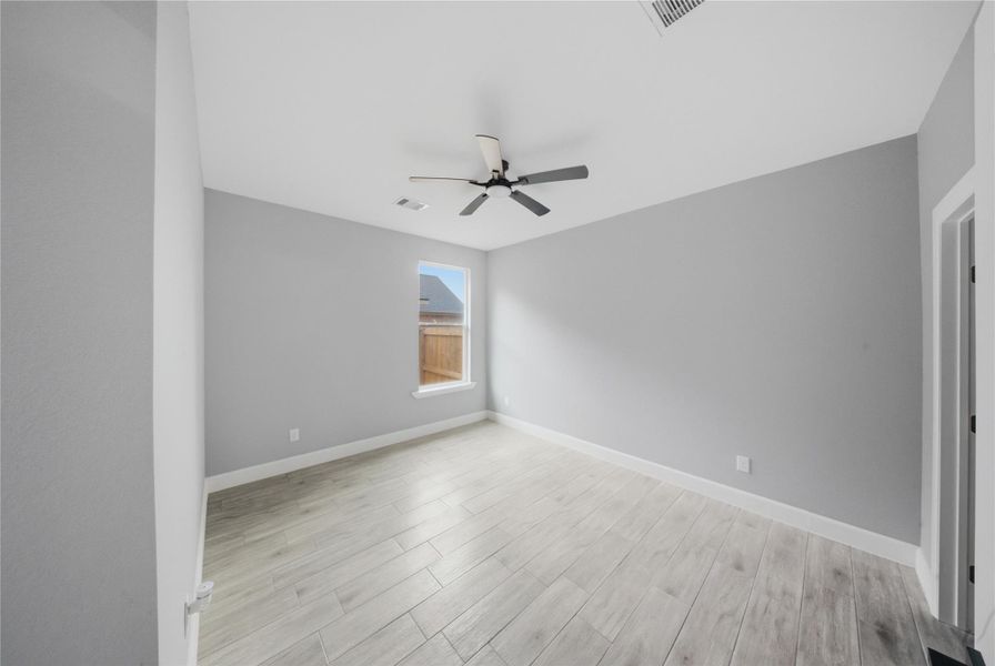 Second bedroom