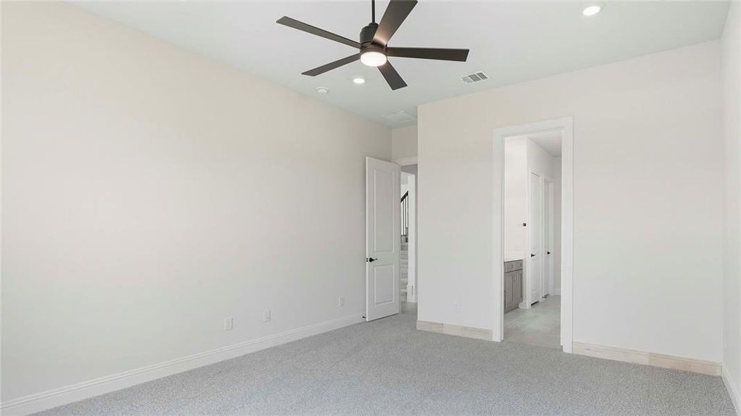 Spacious, unfurnished interior of a new home in Clearview Ranch, Royse City (Image 38).