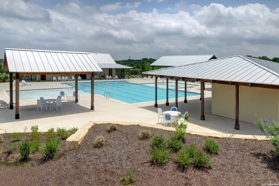 Community amenities in Ladera, San Antonio (Image 4).