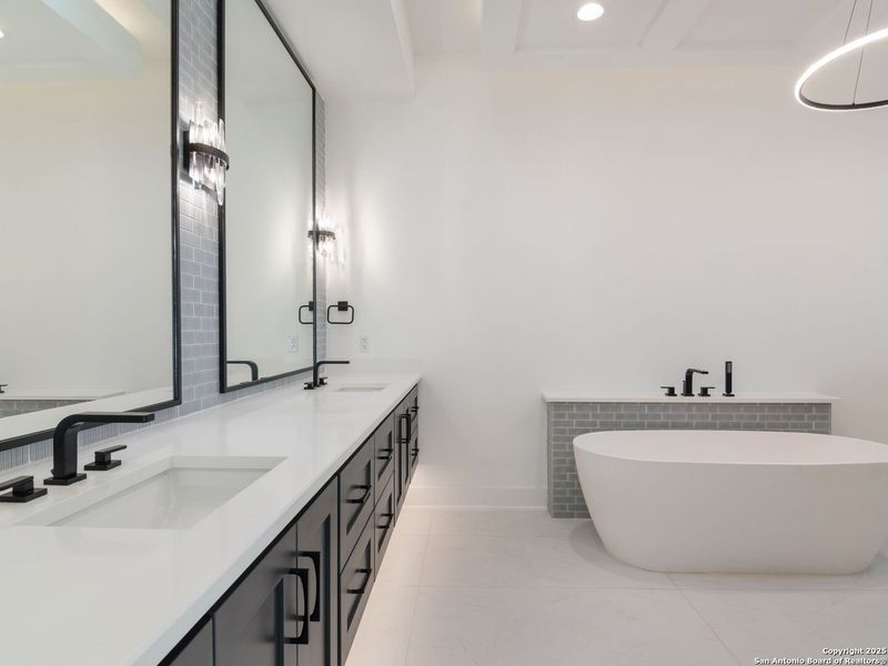 Furnished interior view inside a new home in Dominion Heights, San Antonio (Image 18). Furnished interior view inside a new home in Dominion Heights, San Antonio (Image 18).