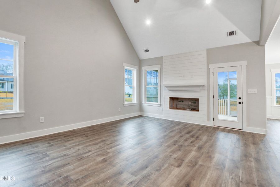 08-17 Birchtop Cir-8 08-17 Birchtop Cir-8