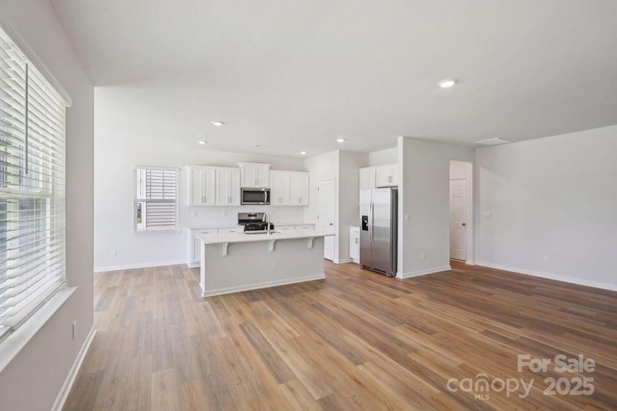 Spacious, unfurnished interior of a new home in Nolen Farm, Gastonia (Image 16).