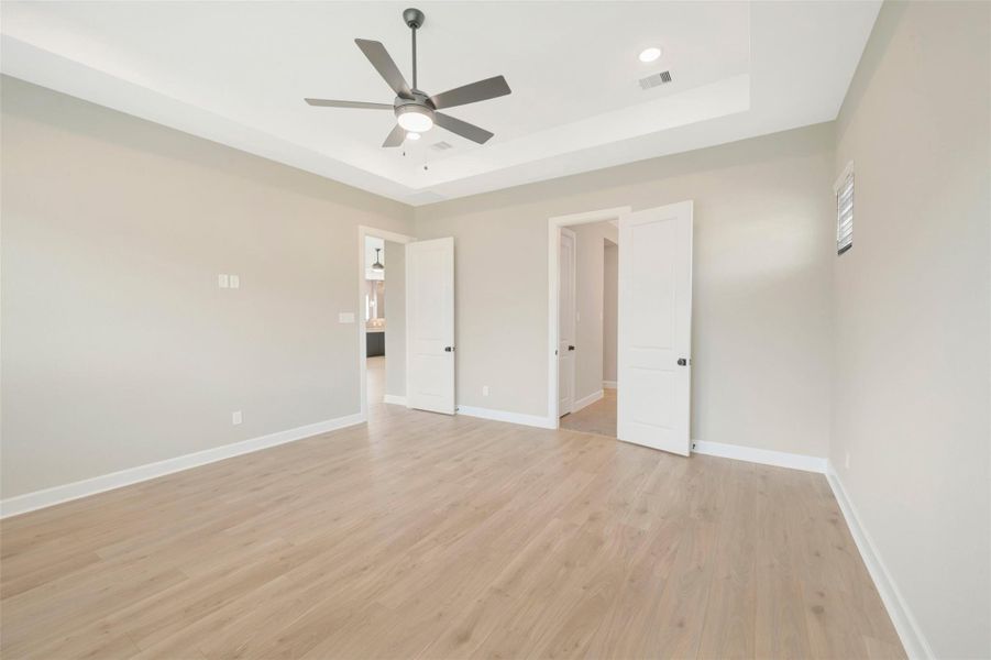 Spacious, unfurnished interior of a new home in Dunham Pointe - Parkview Collection, Cypress (Image 21). Spacious, unfurnished interior of a new home in Dunham Pointe - Parkview Collection, Cypress (Image 21).