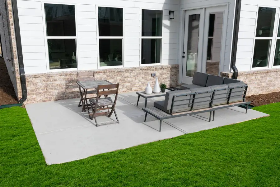 Rear Patio Rear Patio