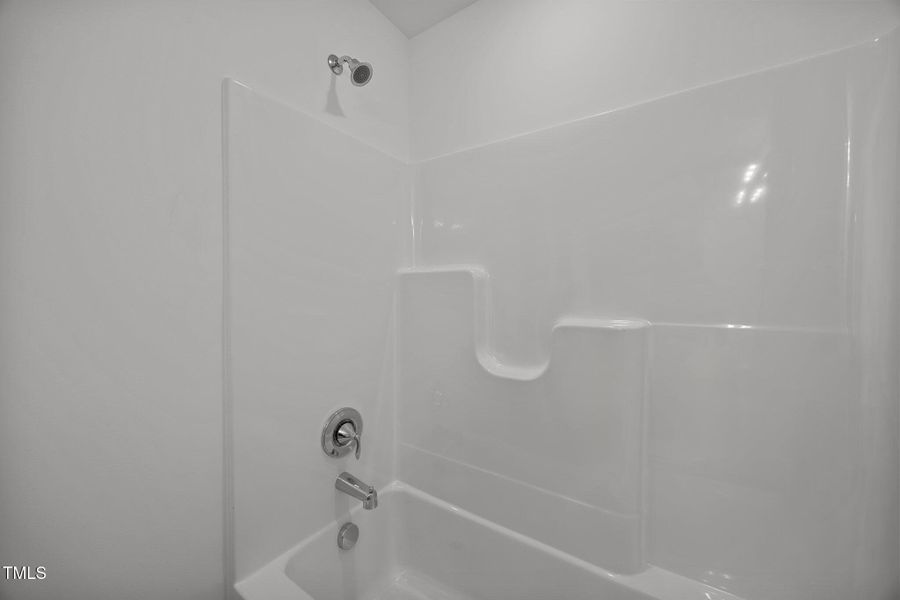 20-web-or-mls-3655 NC 62 Burlington - Ra