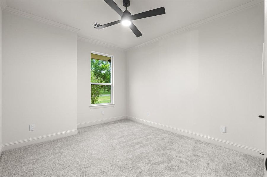 Spacious, unfurnished interior of a new home in Pecan Plantation, Granbury (Image 27). Spacious, unfurnished interior of a new home in Pecan Plantation, Granbury (Image 27).
