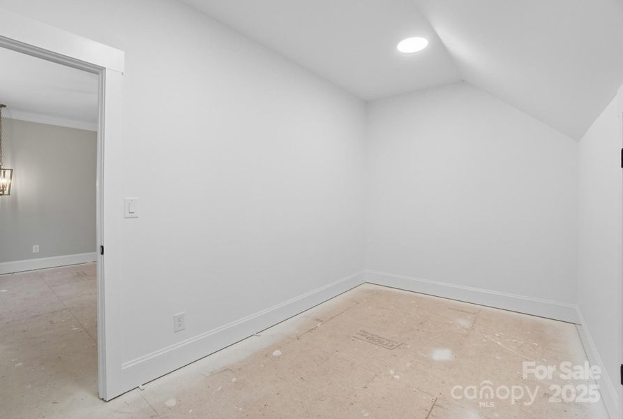 Spacious, unfurnished interior of a new home in , York (Image 15).
