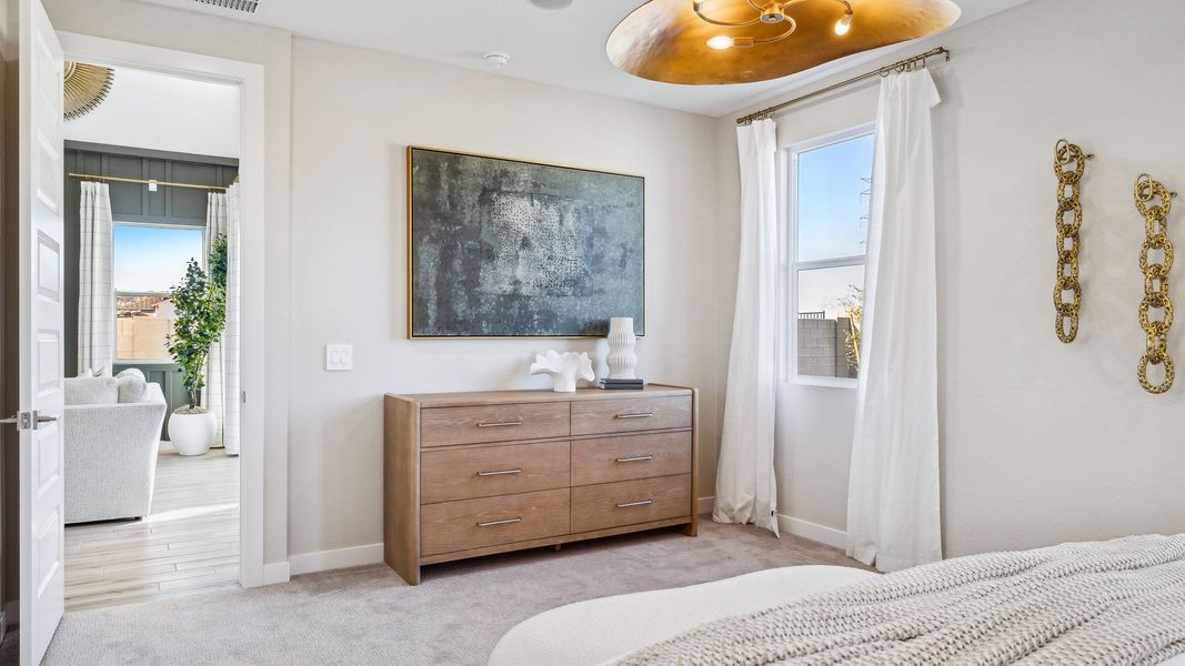 Representative furnished interior of a home built from the Apache by D.R. Horton in The Ridge at Stone Butte, Phoenix (Image 20).