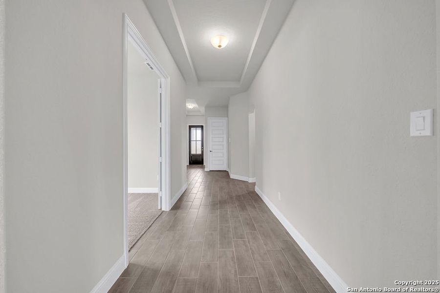 Spacious, unfurnished interior of a new home in The Parklands, Schertz (Image 10). Spacious, unfurnished interior of a new home in The Parklands, Schertz (Image 10).