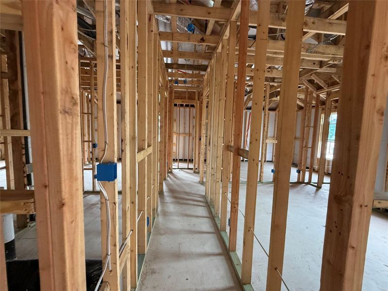 Spacious, unfurnished interior of a new home in The Estates at La Cima, San Marcos (Image 17). Spacious, unfurnished interior of a new home in The Estates at La Cima, San Marcos (Image 17).