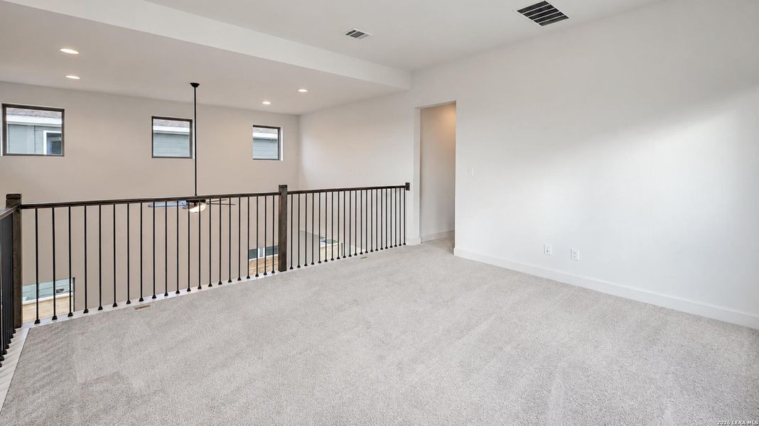 Spacious, unfurnished interior of a new home in Solms Landing, New Braunfels (Image 16).