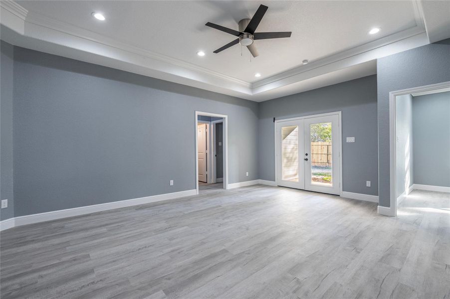 Spacious, unfurnished interior of a new home in , Texas City (Image 20).