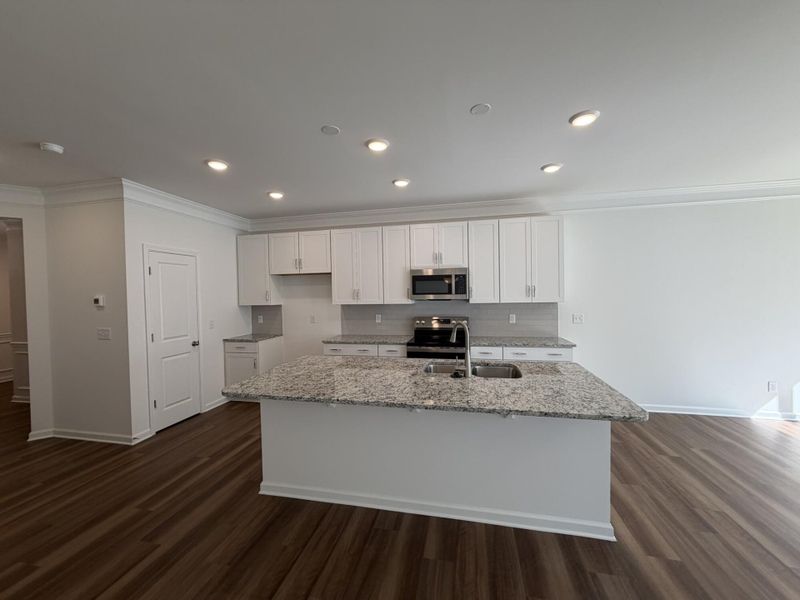 Furnished interior view inside a new home in Riverbrooke Townhomes, Simpsonville (Image 5). Furnished interior view inside a new home in Riverbrooke Townhomes, Simpsonville (Image 5).