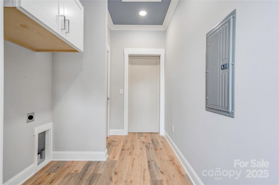 Laundry Room Area