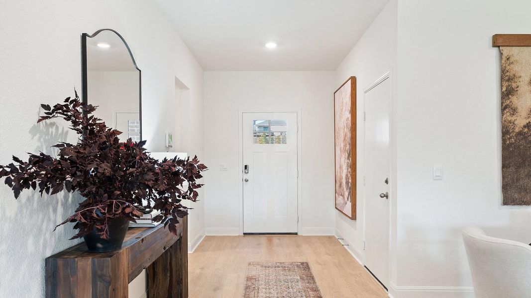 Furnished interior view inside a new home in Riverview, Georgetown (Image 26).