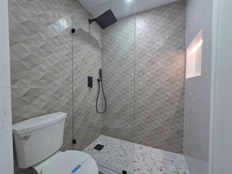 Furnished interior view inside a new home in , West Palm Beach (Image 7).