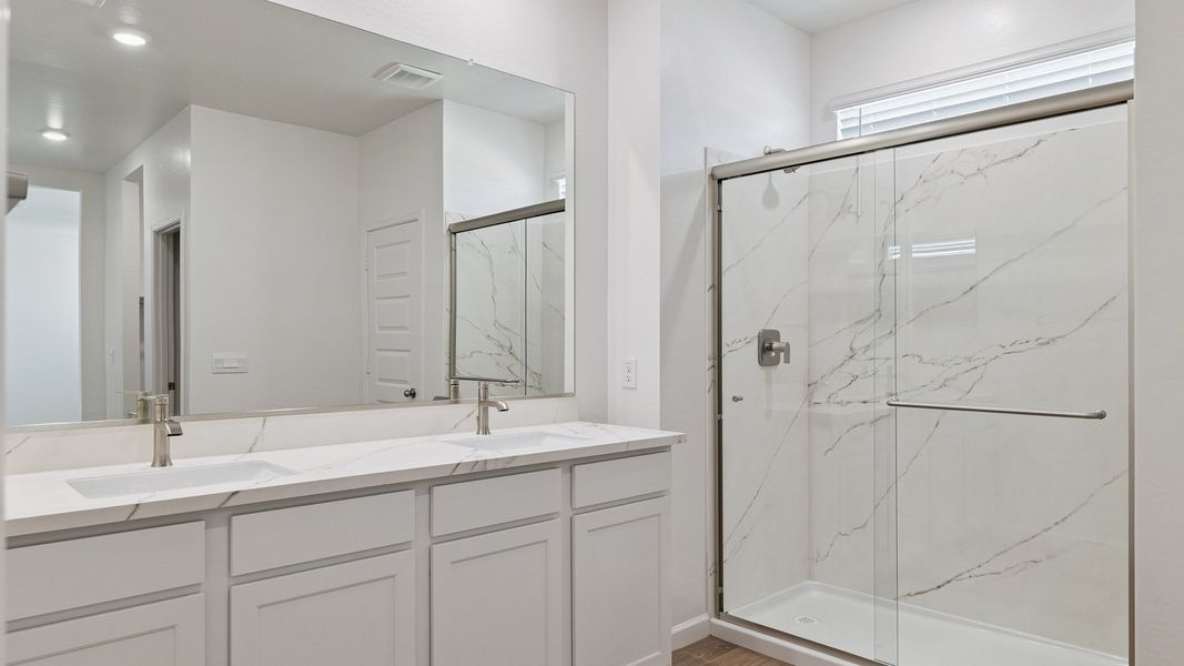 Furnished interior view inside a new home in Apache Farms, Buckeye (Image 11).
