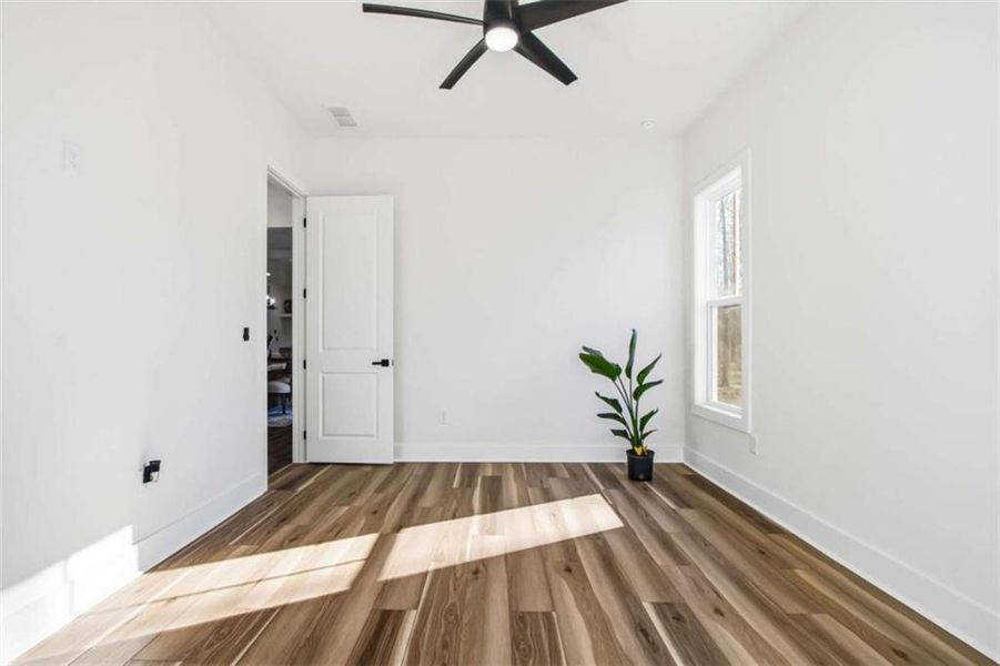 Spacious, unfurnished interior of a new home in , Winston (Image 58).