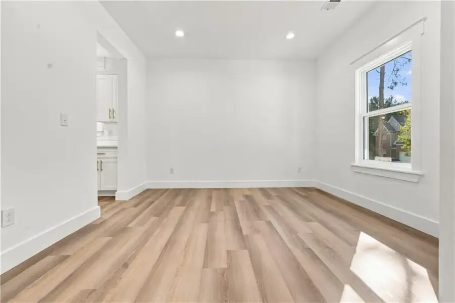 Spacious, unfurnished interior of a new home in , Austell (Image 17).