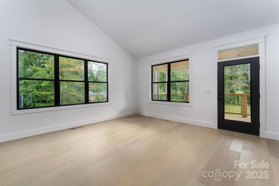 Spacious, unfurnished interior of a new home in , Hendersonville (Image 18).