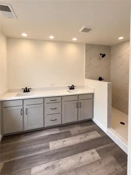Furnished interior view inside a new home in , Atlanta (Image 3).