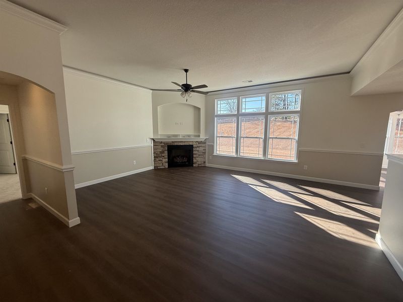 Spacious, unfurnished interior of a new home in Mills Gin, Campobello (Image 8).