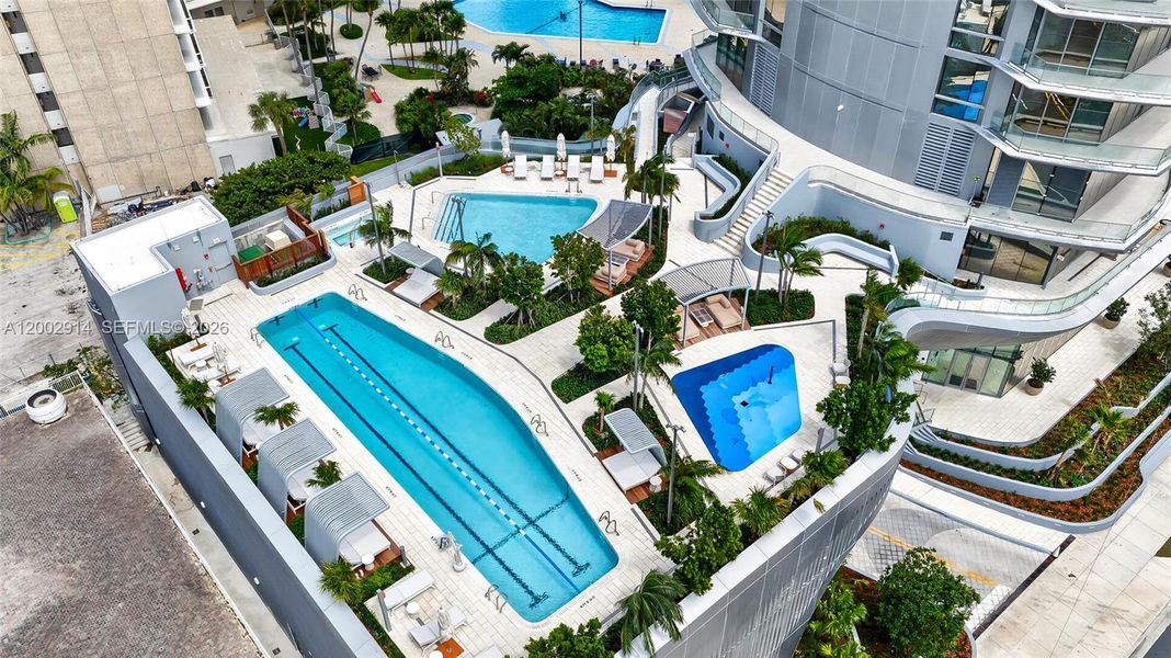 Community amenities in , Miami (Image 57).