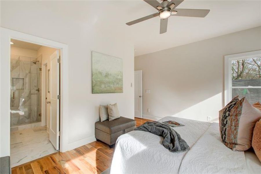 Furnished interior view inside a new home in , Atlanta (Image 5).