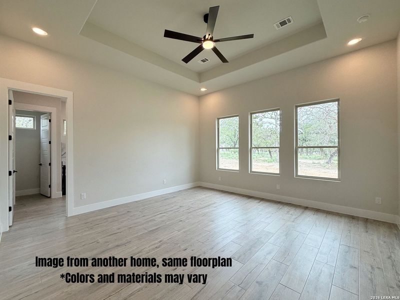 Spacious, unfurnished interior of a new home in , La Vernia (Image 13).