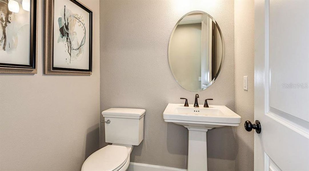 Image 17 of a home in The Waters at Center Lake Ranch.