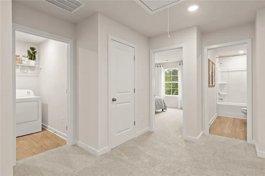 Spacious, unfurnished interior of a new home in Hawthorne Reserve, Dallas (Image 19).