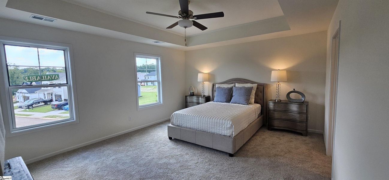Furnished interior view inside a new home in Sedona, Greenville (Image 8).