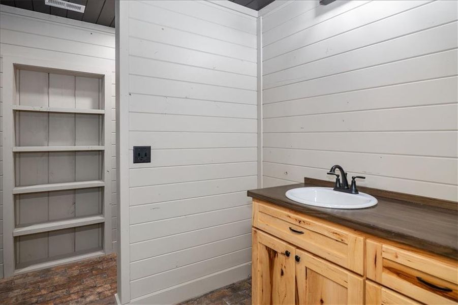 Close-up of interior finishes inside a home in , Talking Rock (Image 14).