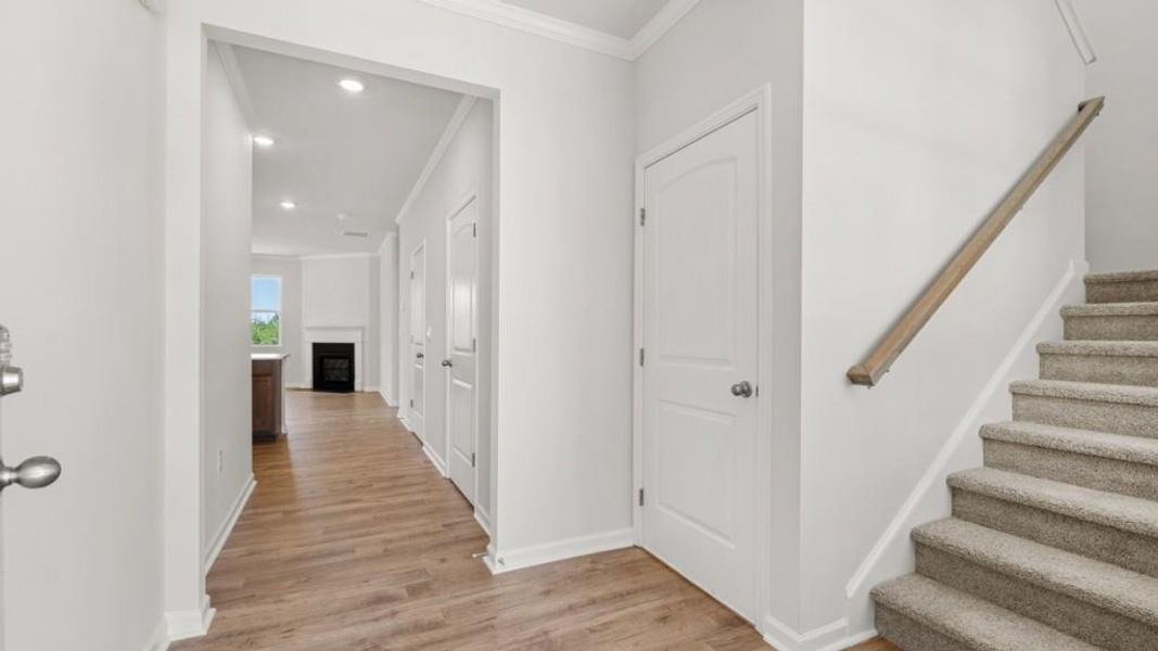 Spacious, unfurnished interior of a new home in Falcon Landing, Gainesville (Image 18). Spacious, unfurnished interior of a new home in Falcon Landing, Gainesville (Image 18).