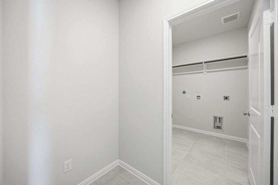 Representative unfurnished interior of a home built from the Louise by Autograph Homes in Sundance Cove, Crosby (Image 14). Representative unfurnished interior of a home built from the Louise by Autograph Homes in Sundance Cove, Crosby (Image 14).