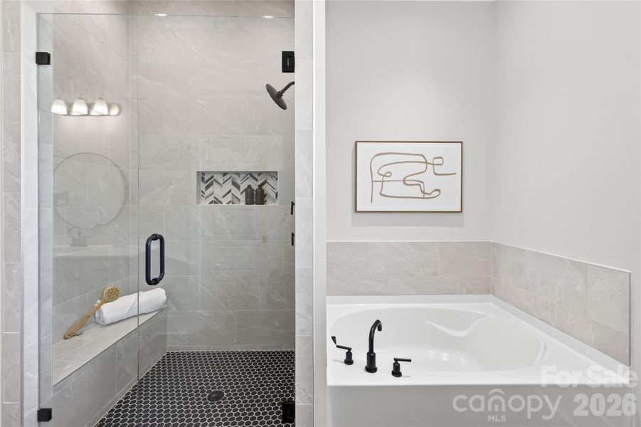 Furnished interior view inside a new home in Edgewater Lakeview On Your Lot, Lancaster (Image 18).