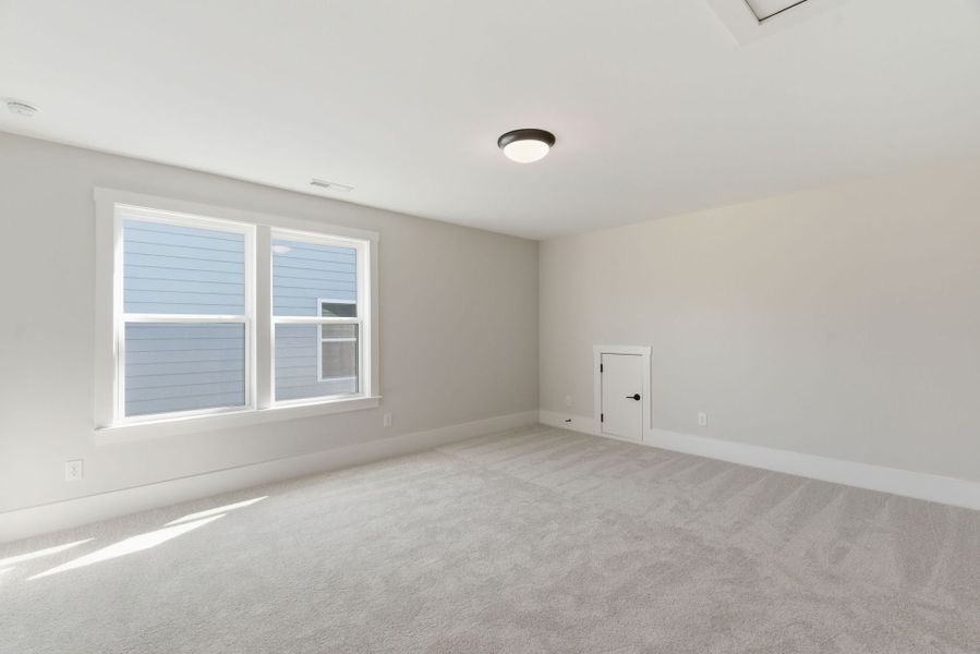 Spacious, unfurnished interior of a new home in Parc Northwest, Elon (Image 23). Spacious, unfurnished interior of a new home in Parc Northwest, Elon (Image 23).