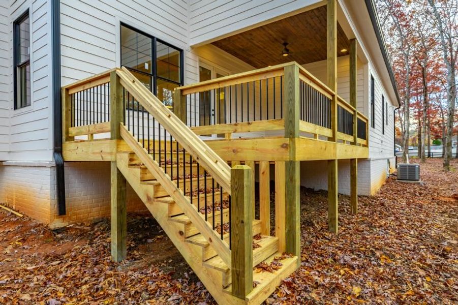 Representative exterior details of a home built from the Carolina A by Riverstone Construction, LLC in Jasper Highlands, Guild (Image 36).