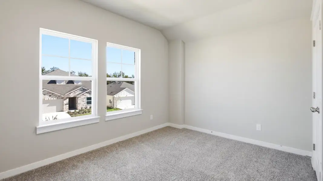 Furnished interior view inside a new home in Creeks Crossing, Elgin (Image 29).