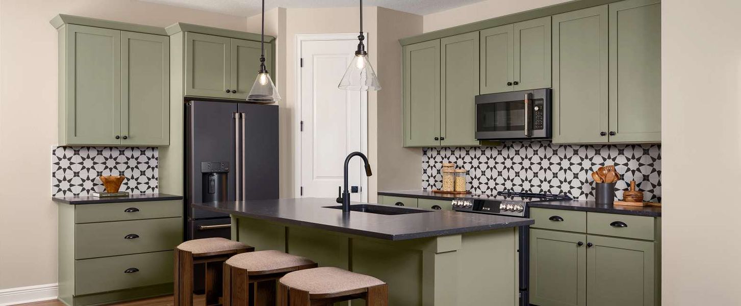 Representative furnished interior of a home built from the Sunapee by Ashton Woods in Catamaran Cove, Rockledge (Image 7).