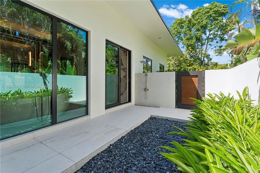 Exterior details and patio area of a home in , Pinecrest (Image 39).