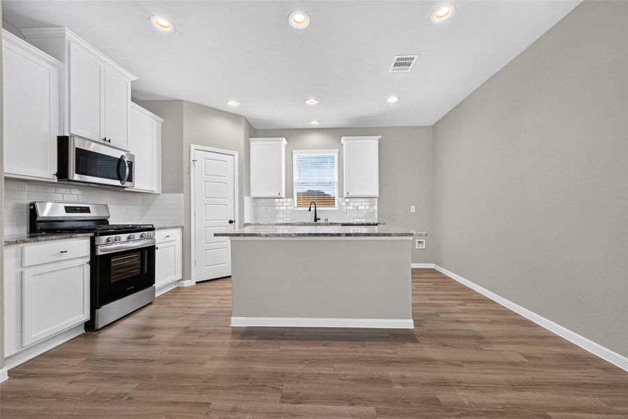 Furnished interior view inside a new home in La Segarra, Brookshire (Image 5).