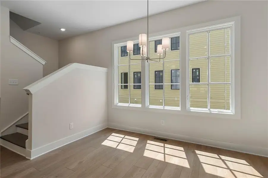 Spacious, unfurnished interior of a new home in , Atlanta (Image 19).