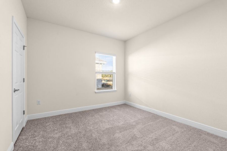 Spacious, unfurnished interior of a new home in Lake Merial, Panama City (Image 21).